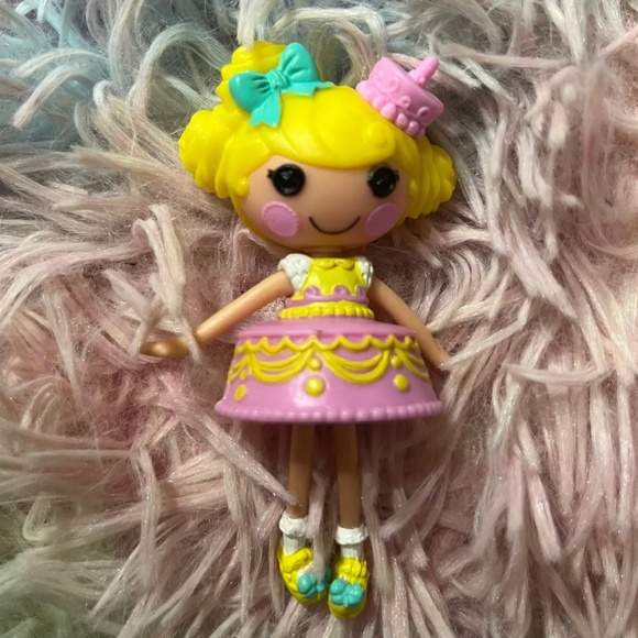 lalaloopsy candle slice o' cake miniature figurine doll collectible toy figure - Picture 1 of 3